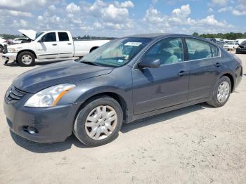  Salvage Niss Altima