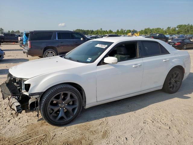  Salvage Chrysler 300