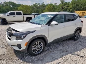  Salvage Kia Seltos