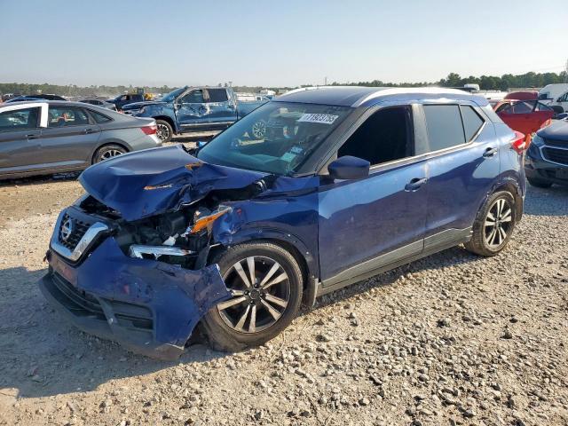  Salvage Nissan Kicks