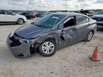  Salvage Nissan Versa