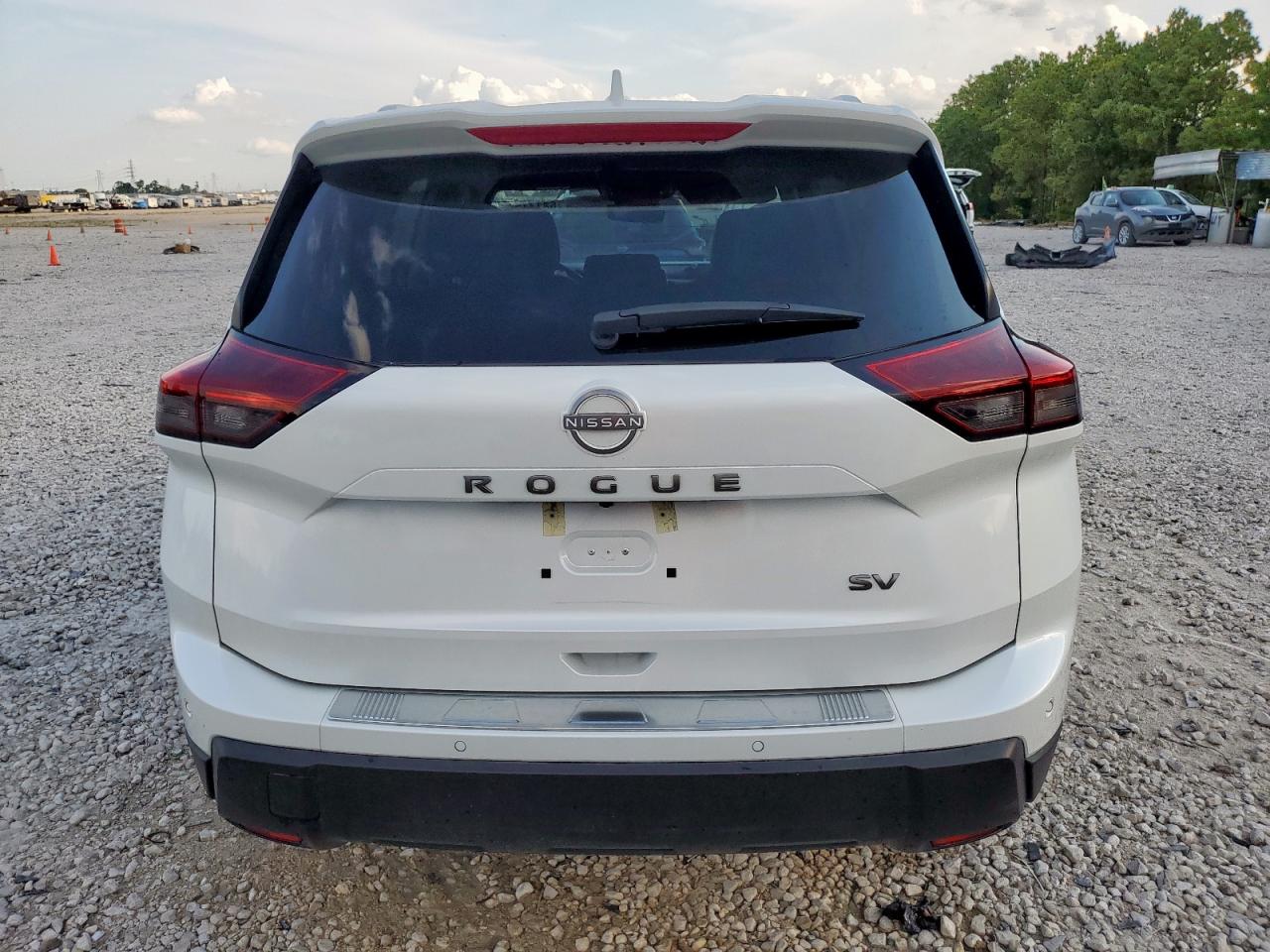 Nissan Rogue Sv Image 4