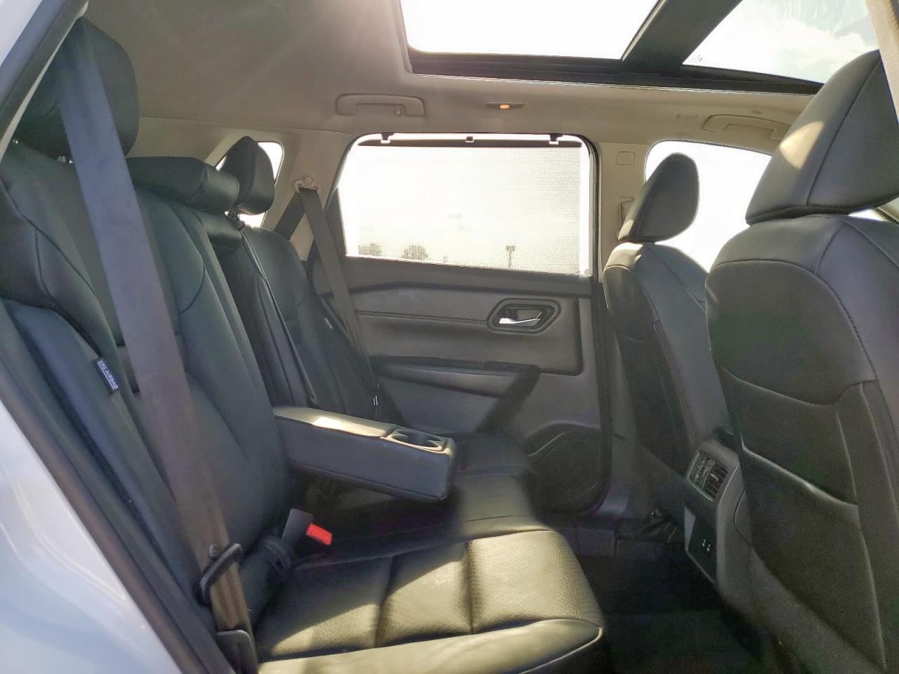 Nissan Rogue Sv Image 12