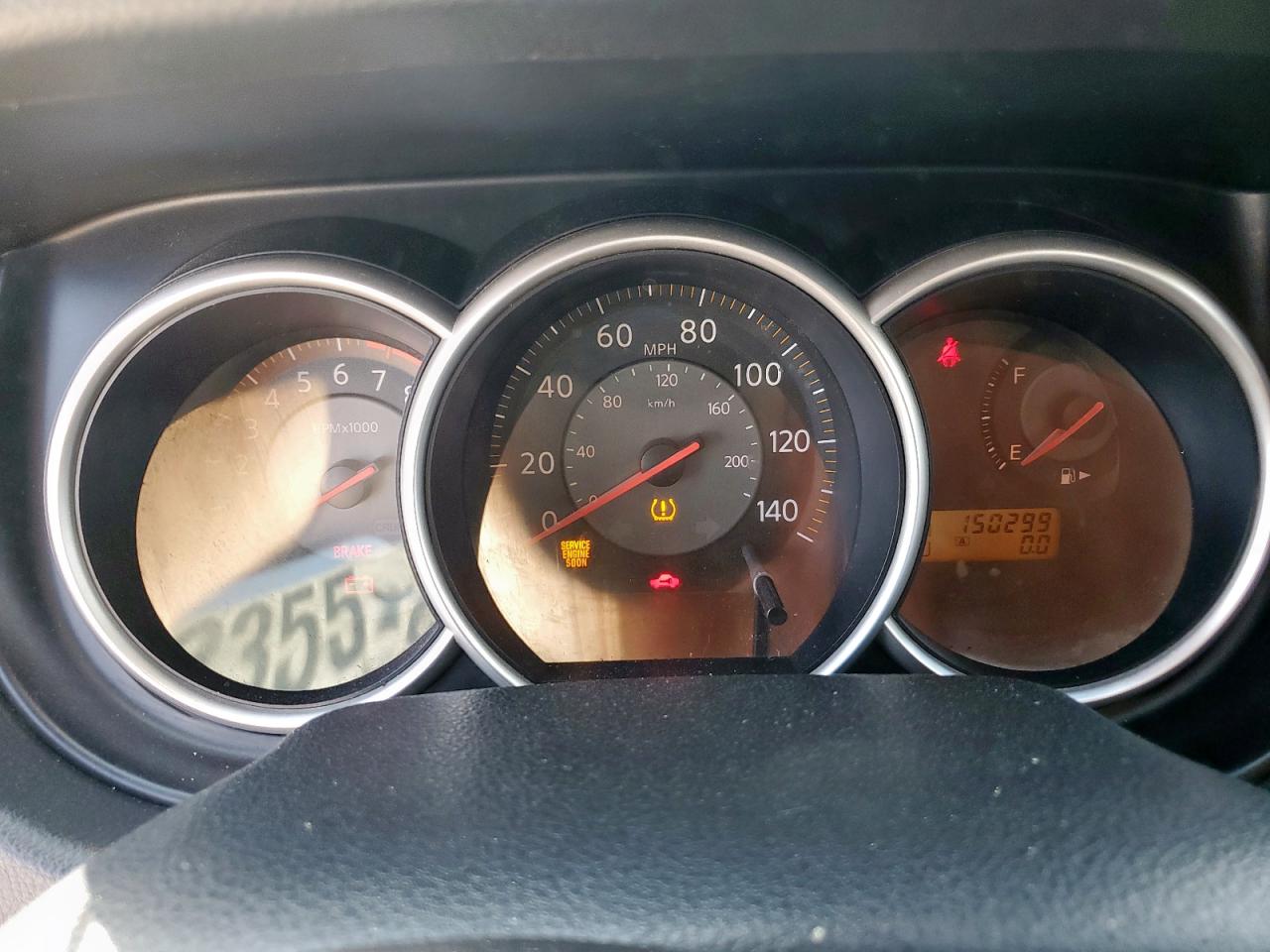 Nissan Versa S Image 9