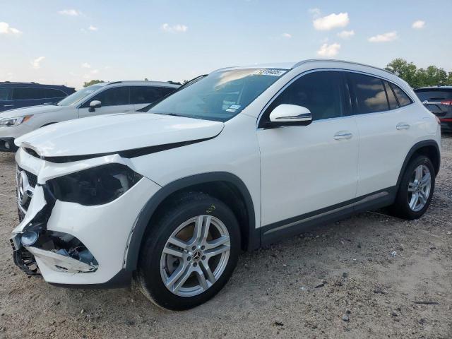  Salvage Mercedes-Benz GLA