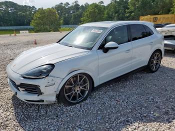 Salvage Porsche Cayenne