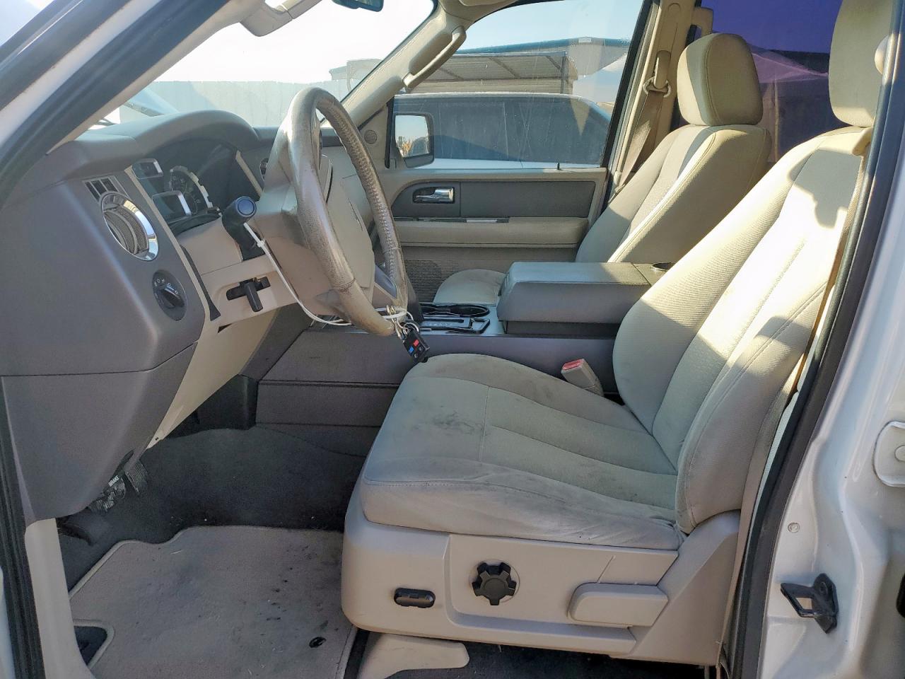 Ford Expedition El Xlt Image 8