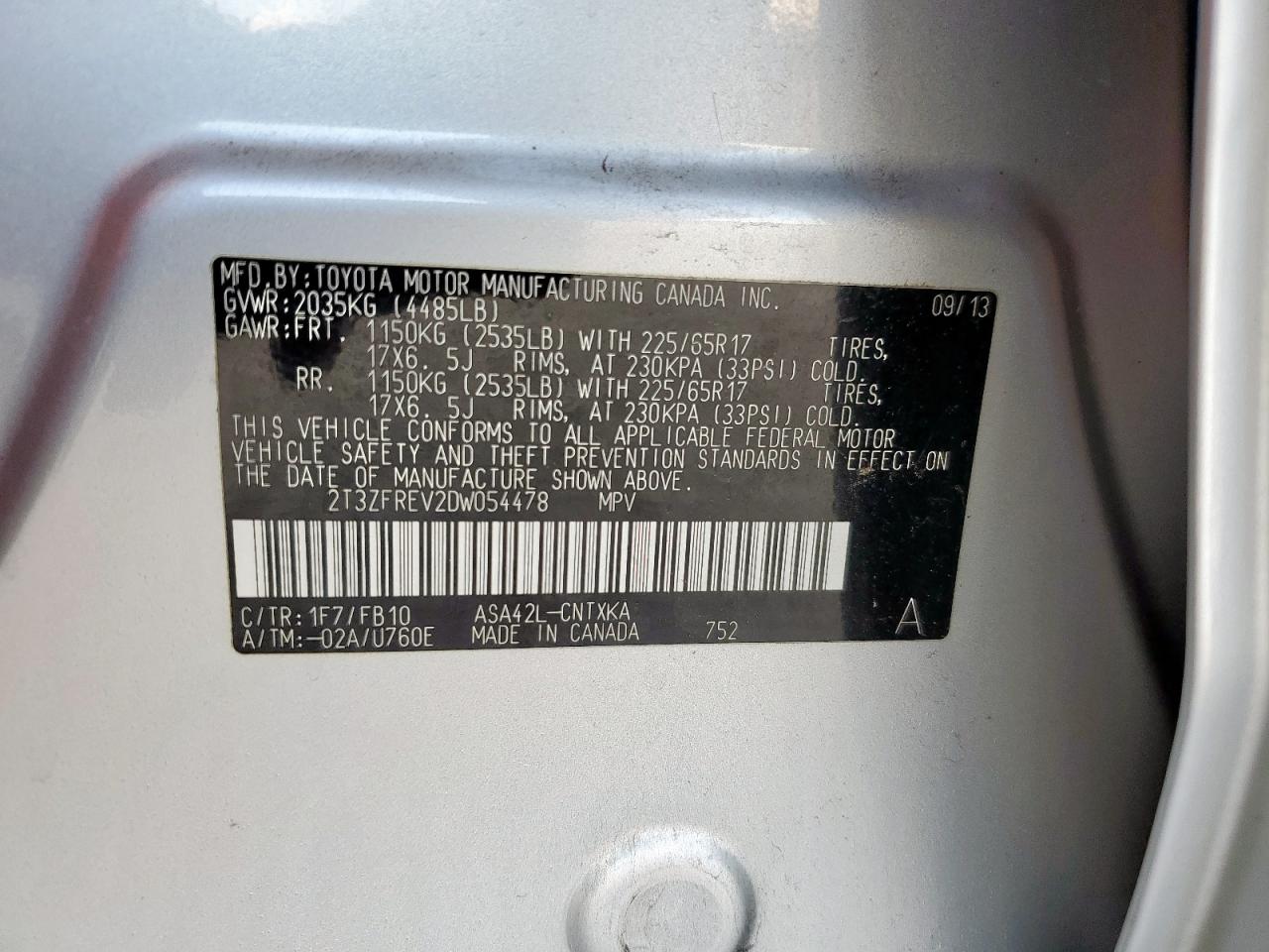 Toyota RAV4 Le Image 2