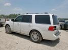 Lincoln Navigator Image 2