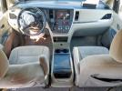 Toyota Sienna Le Image 5