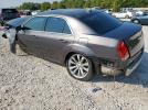 Chrysler 300 Limited Image 10