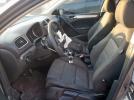Volkswagen Golf Image 8