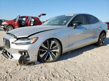  Salvage Volvo S60 B5 Mom