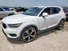 Volvo XC40 T5 Momentum Image 1