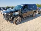 GMC Yukon Denali Image 1
