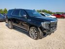 GMC Yukon Denali Image 9
