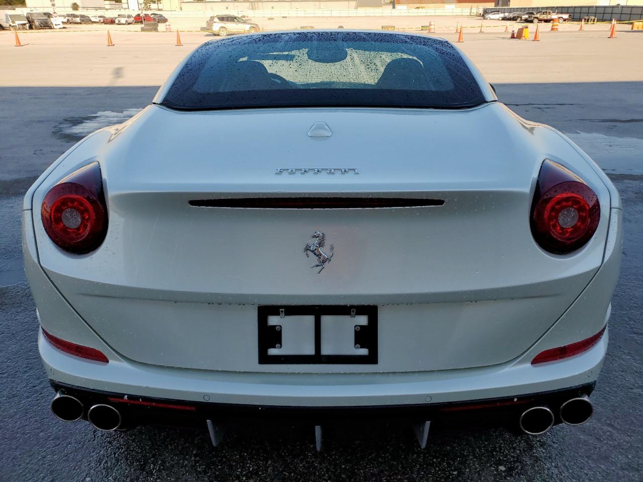 Ferrari California Image 3