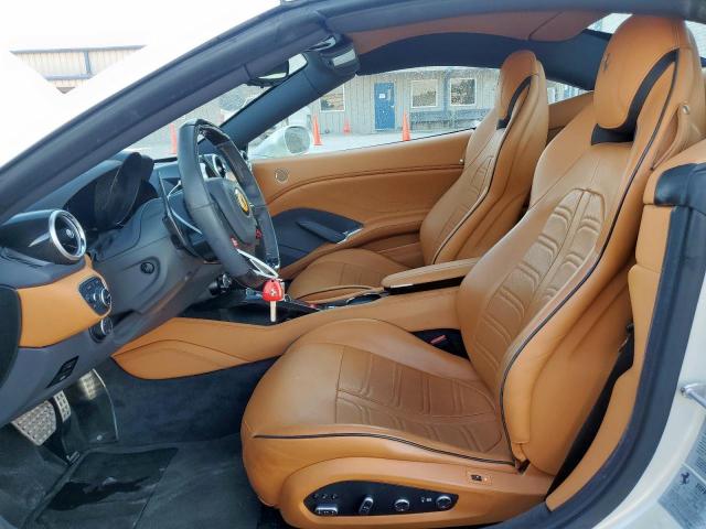 Ferrari California Image 4