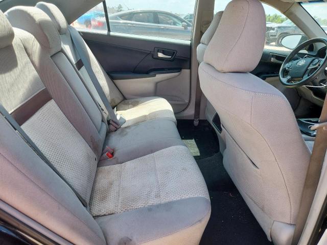 Toyota Camry Base Image 3