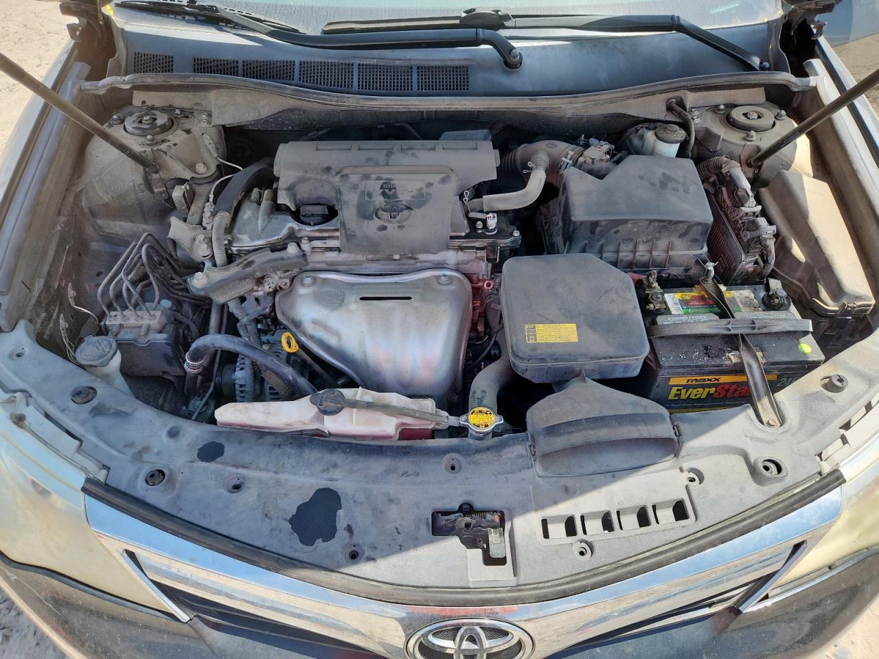 Toyota Camry Base Image 4