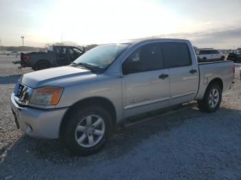  Salvage Nissan Titan