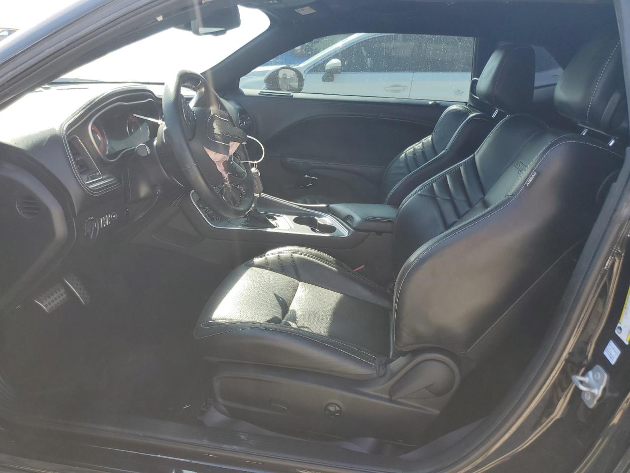 Dodge Challenger Srt Hellcat Image 6