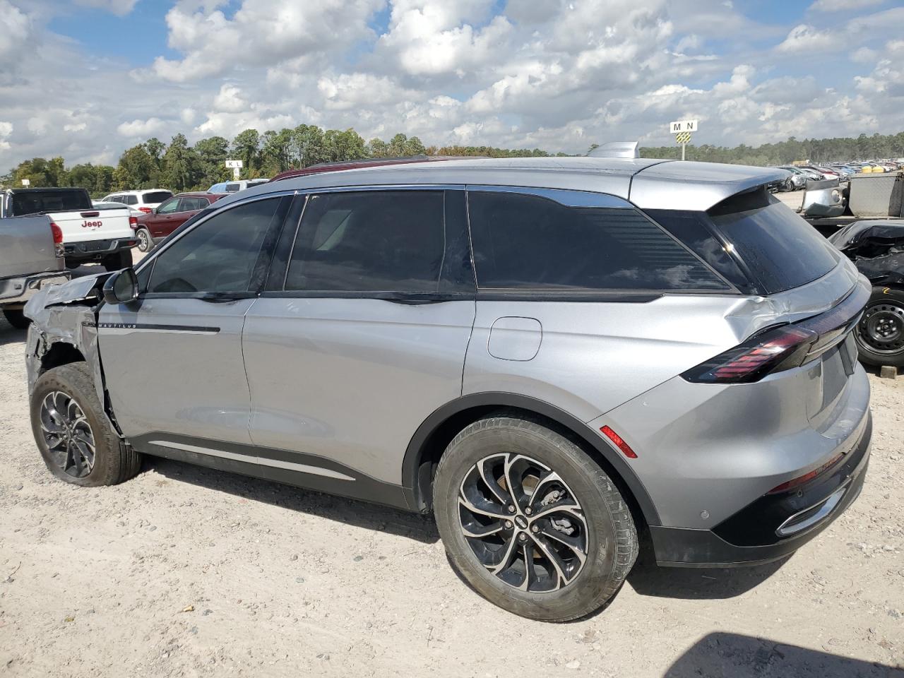 Lincoln Nautilus P Premiere Image 12