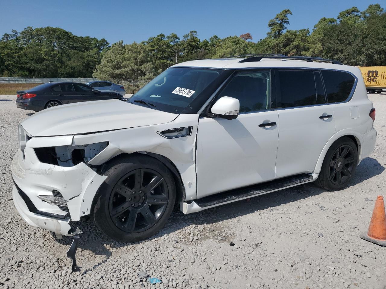 INFINITI Qx Luxe Image 1