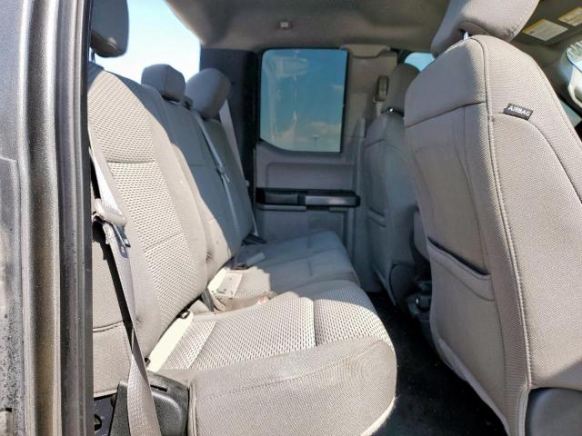 Ford F-150 Super Cab Image 12