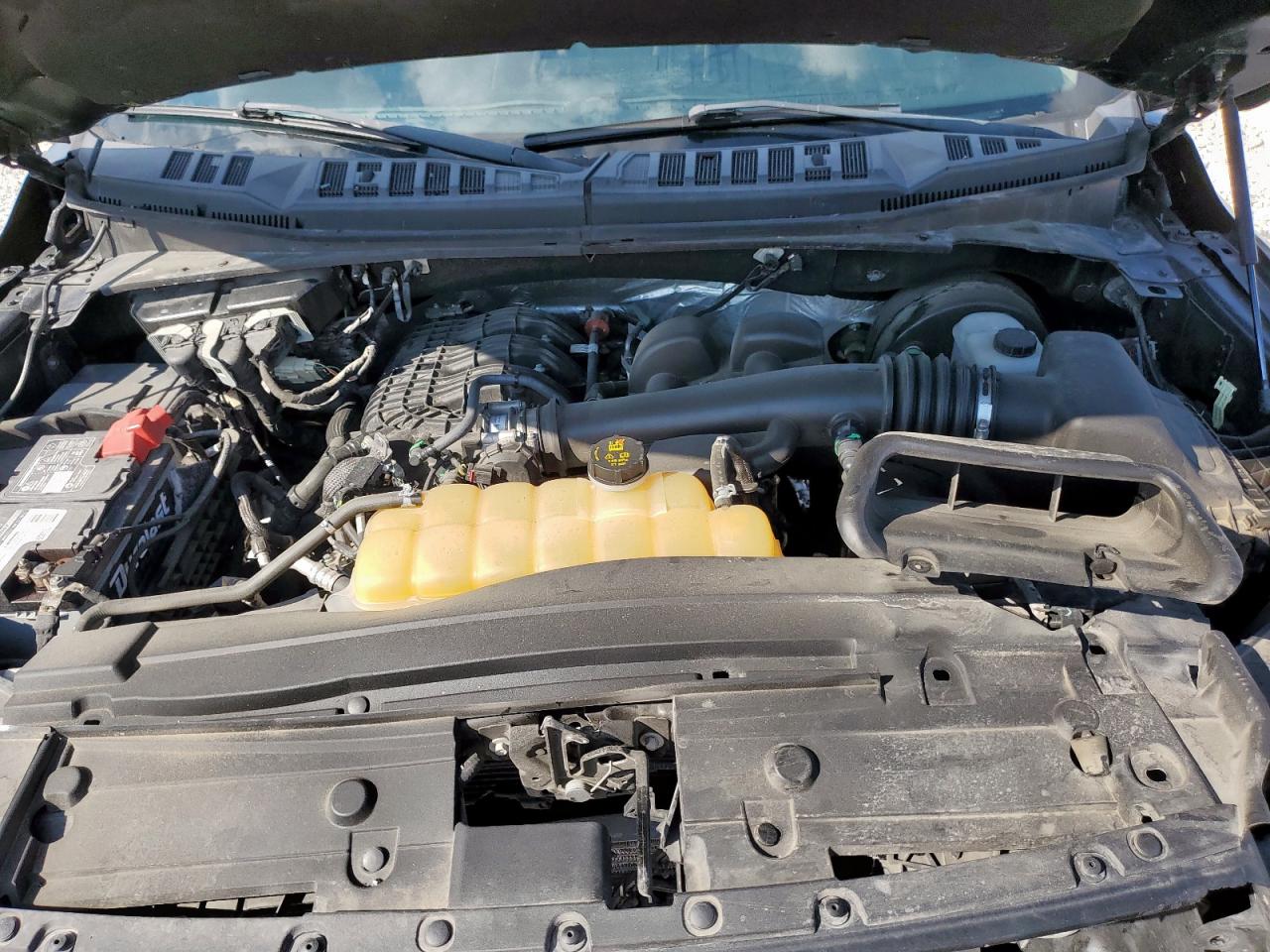 Ford F-150 Super Cab Image 2