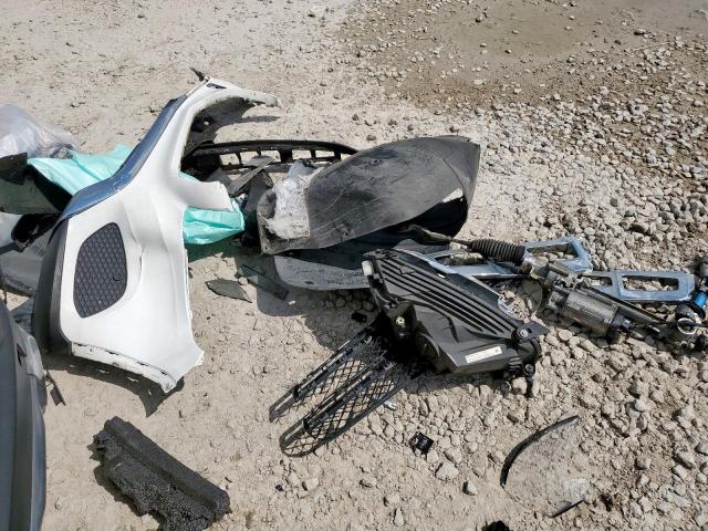 Mercedes-Benz GLC 300 Image 9