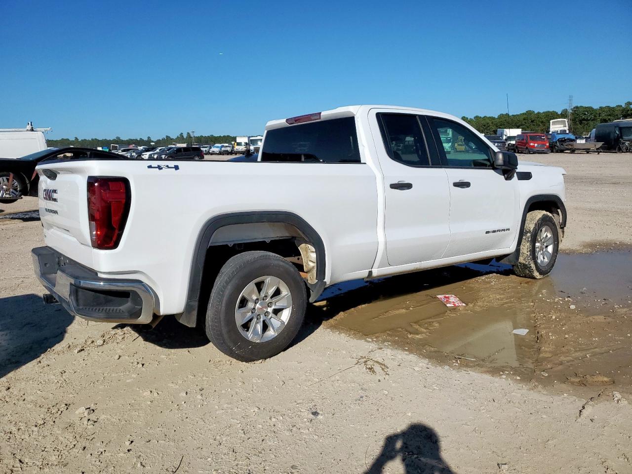 GMC Sierra K1500 Image 3