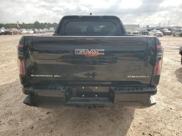 GMC Sierra Denali Image 3