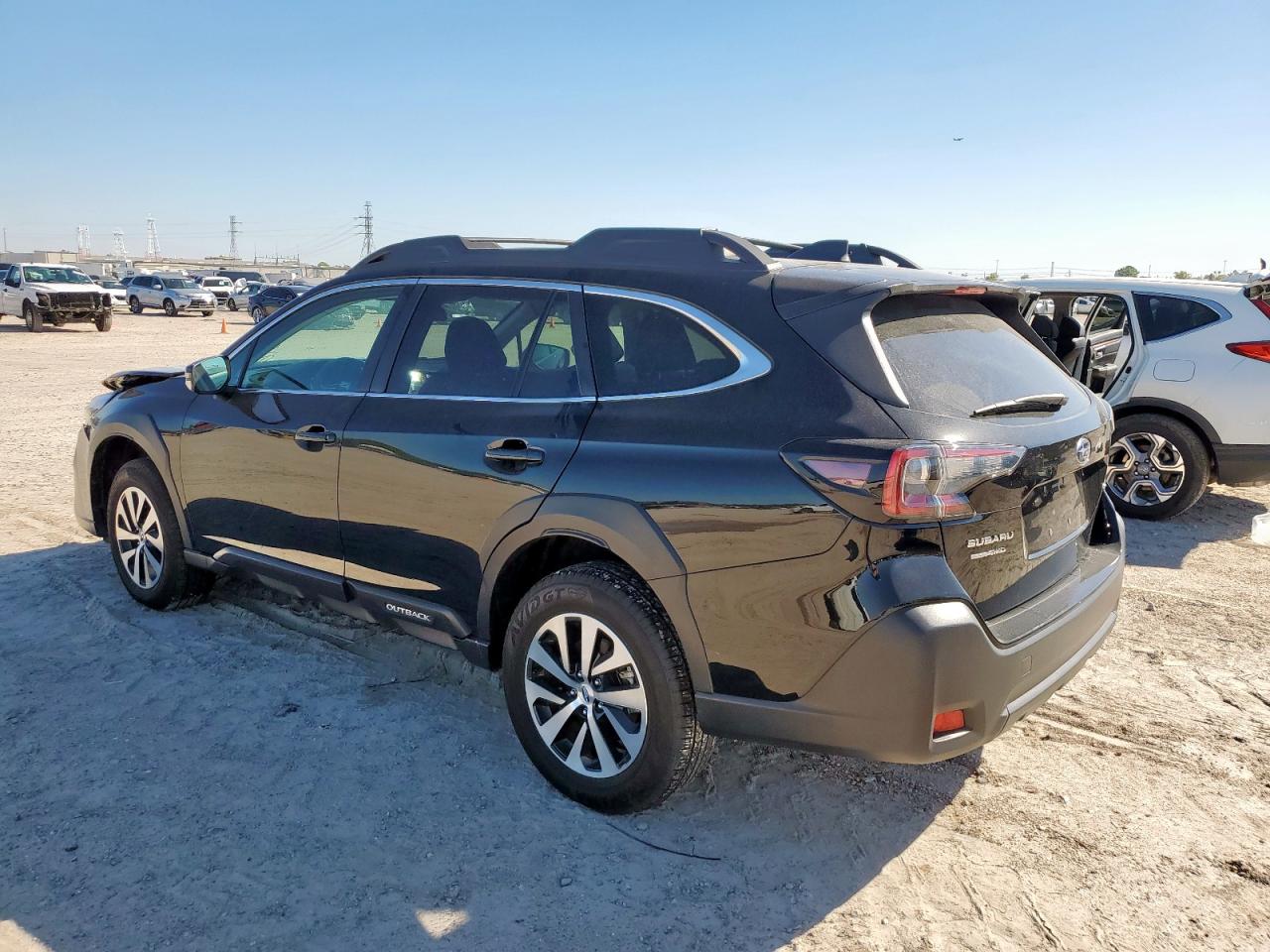 Subaru Outback Premium Image 2