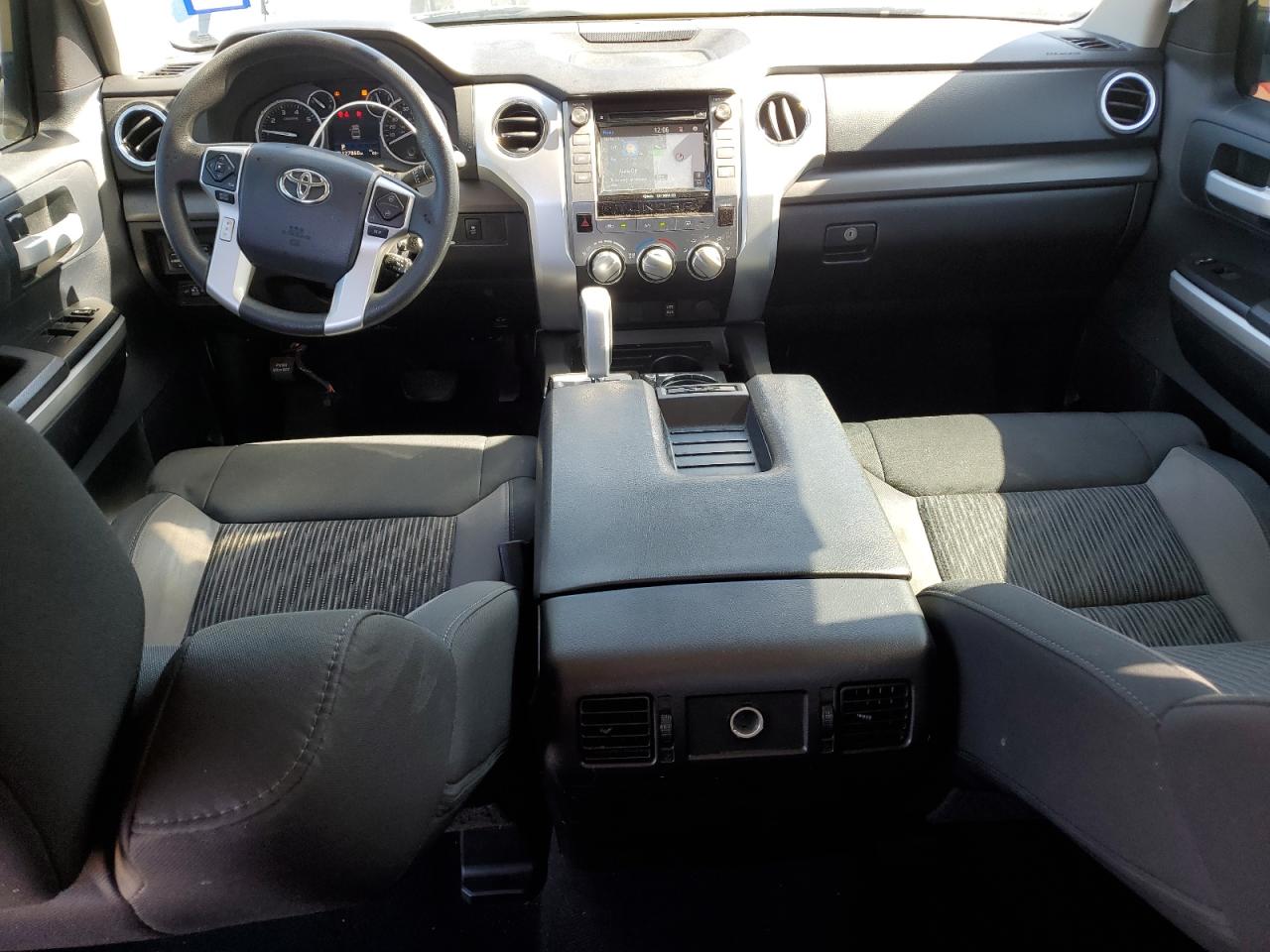 Toyota Tundra Crewmax Sr5 Image 3