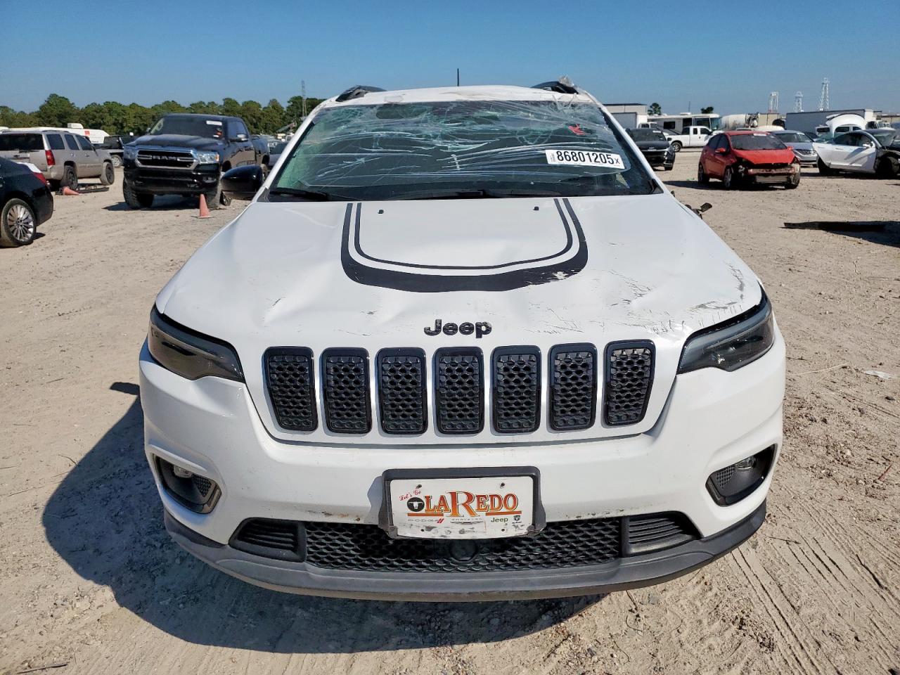 Jeep Grand Cherokee Latitude Image 4