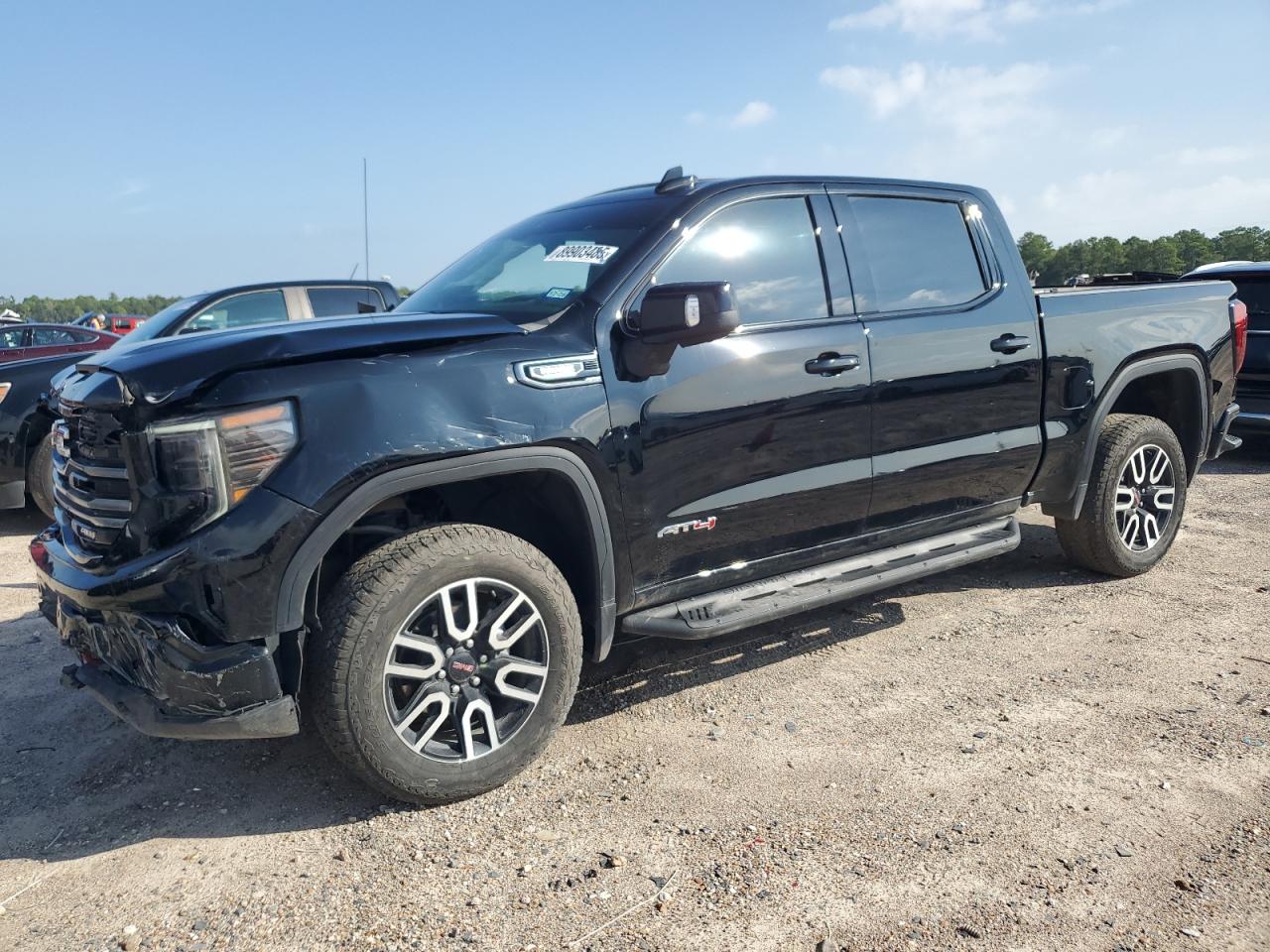 GMC Sierra K1500 At4 Image 1