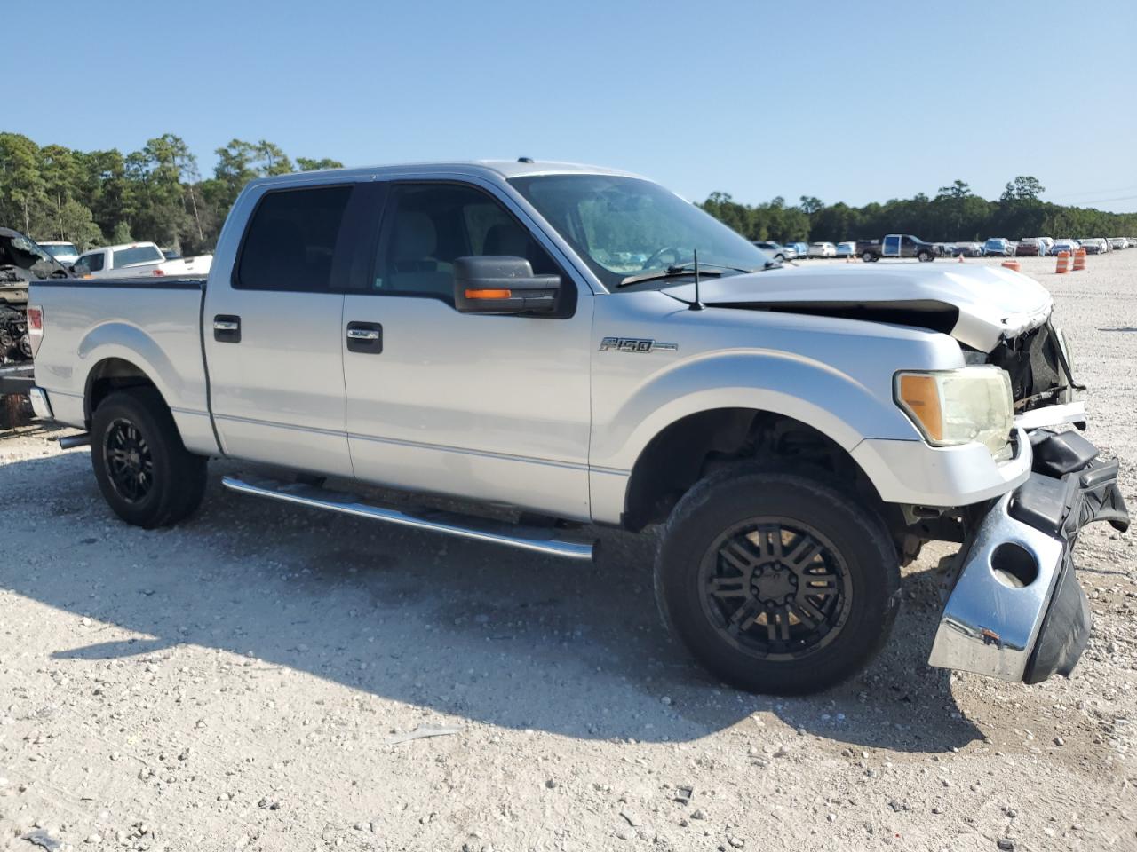 Ford F-150 Supercrew Image 12