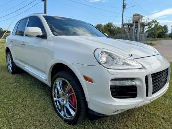  Salvage Porsche Cayenne