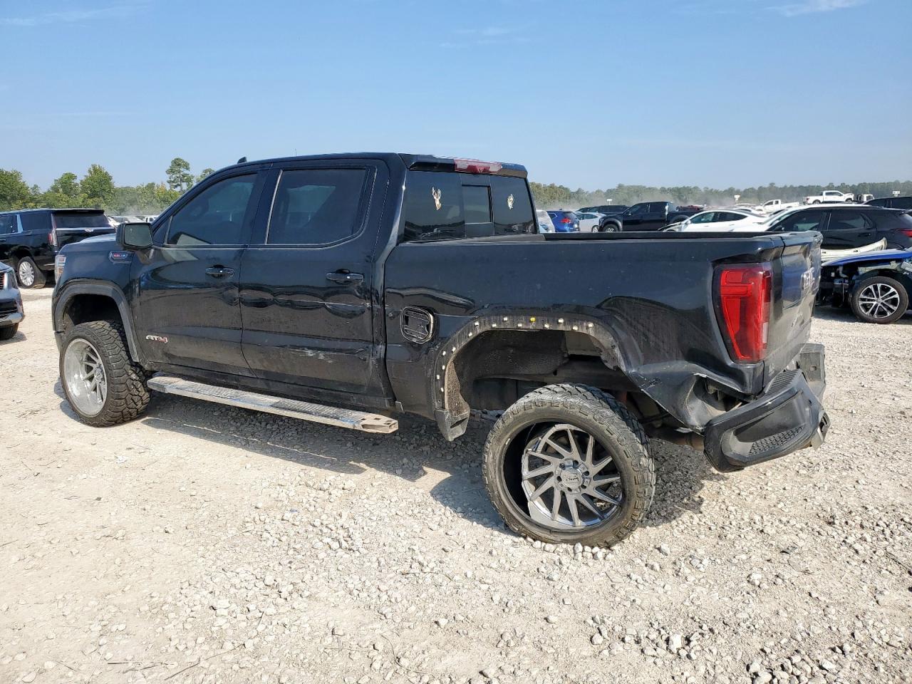 GMC Sierra K1500 At4 Image 6