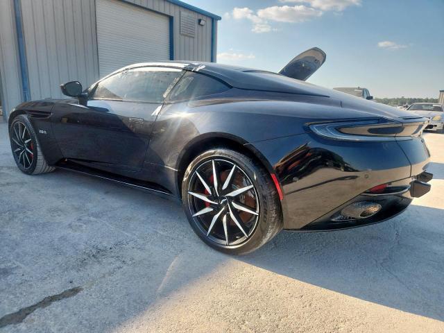 Aston Martin DB11 Image 2