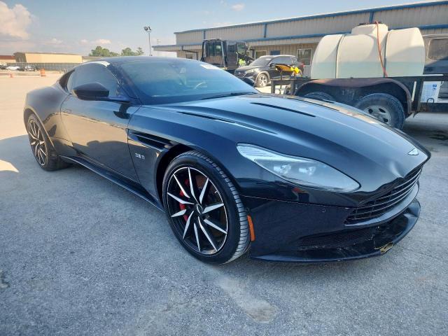 Aston Martin DB11 Image 11