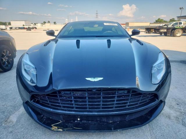 Aston Martin DB11 Image 3