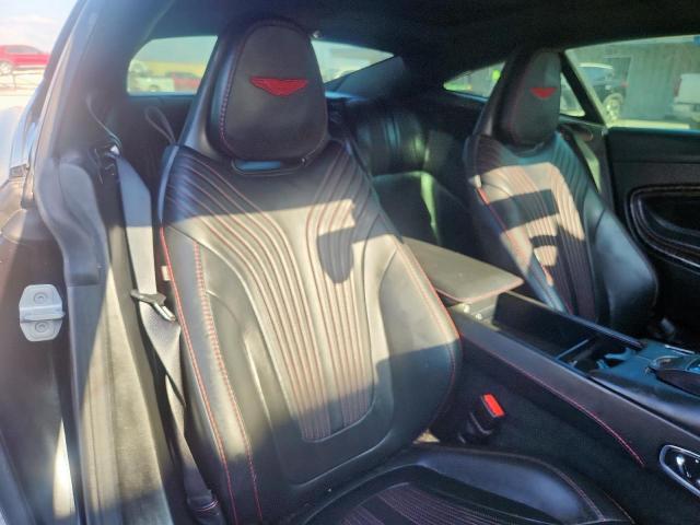 Aston Martin DB11 Image 6