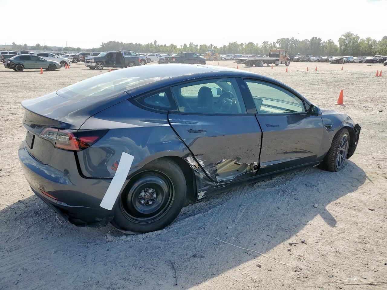 Tesla Model 3 Image 2