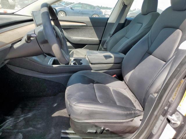 Tesla Model 3 Image 12