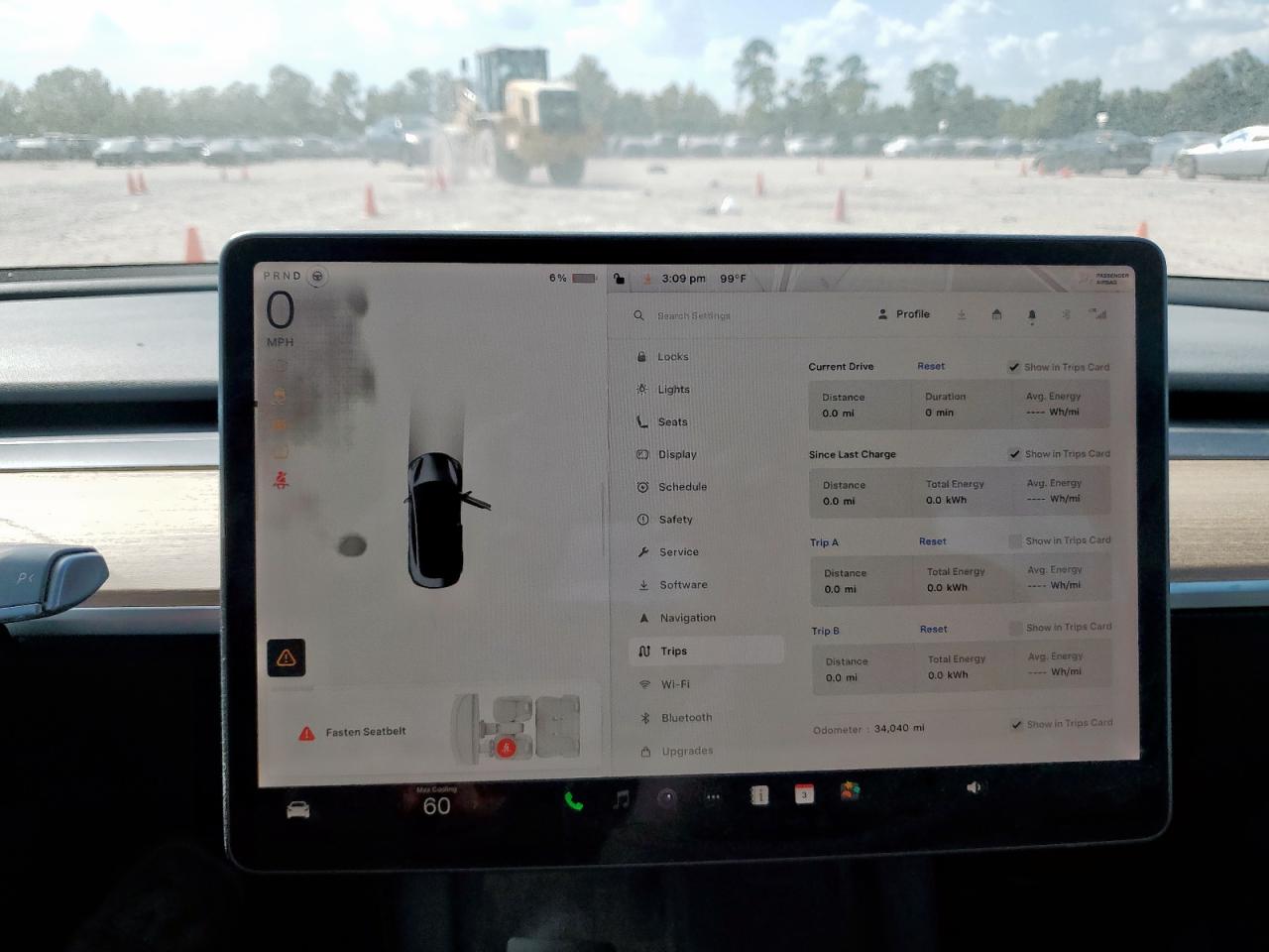Tesla Model 3 Image 9