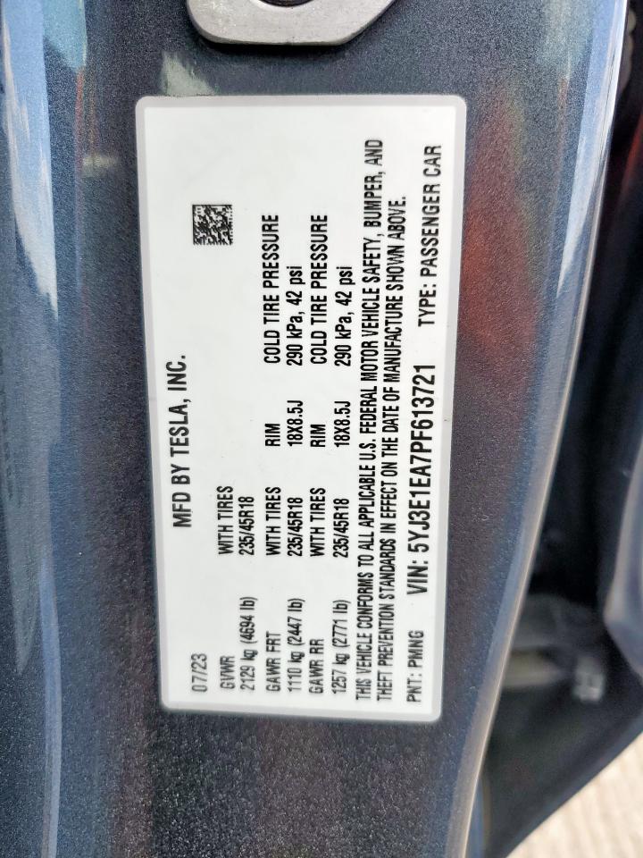 Tesla Model 3 Image 4