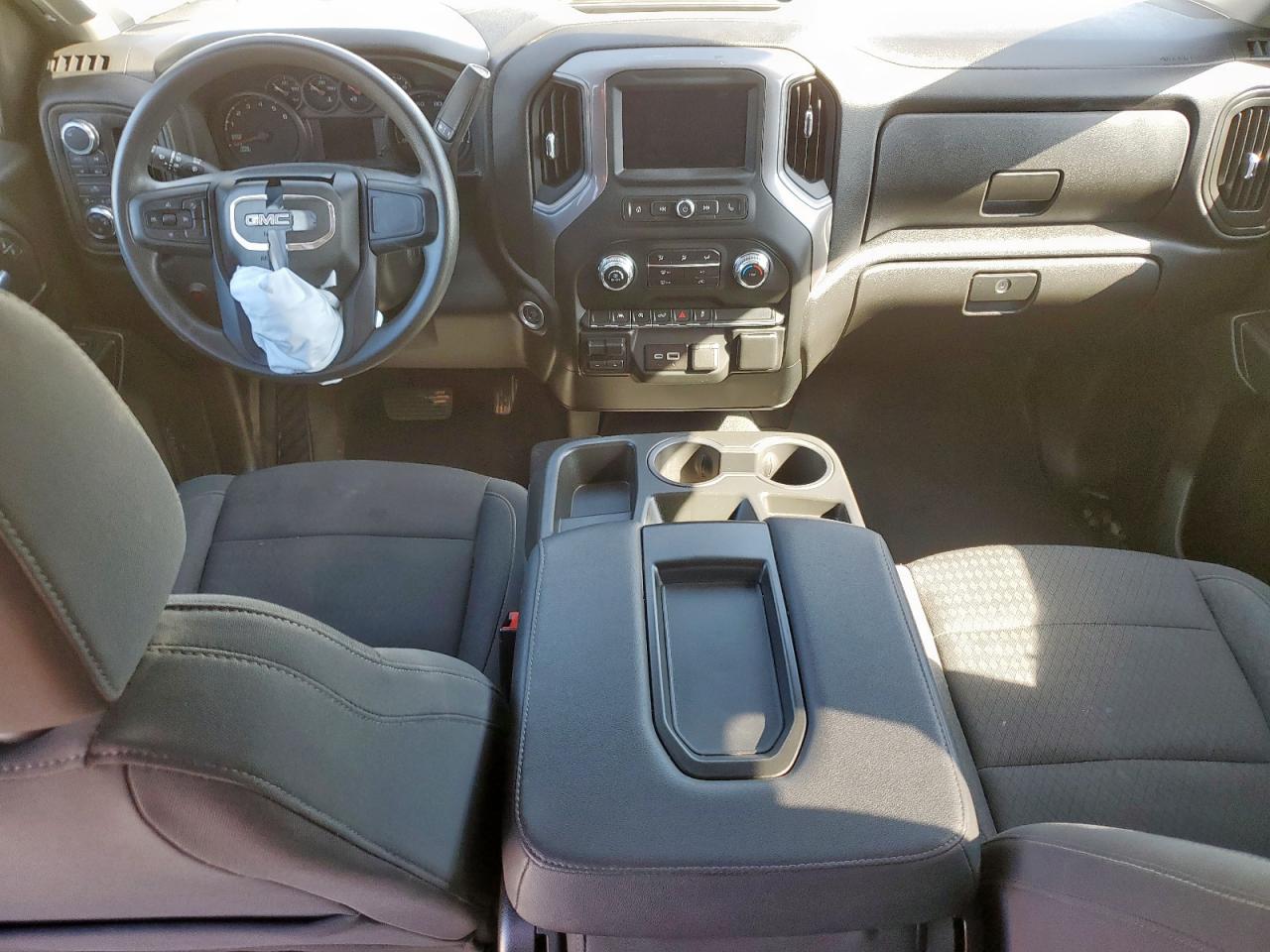 GMC Sierra K1500 Image 12