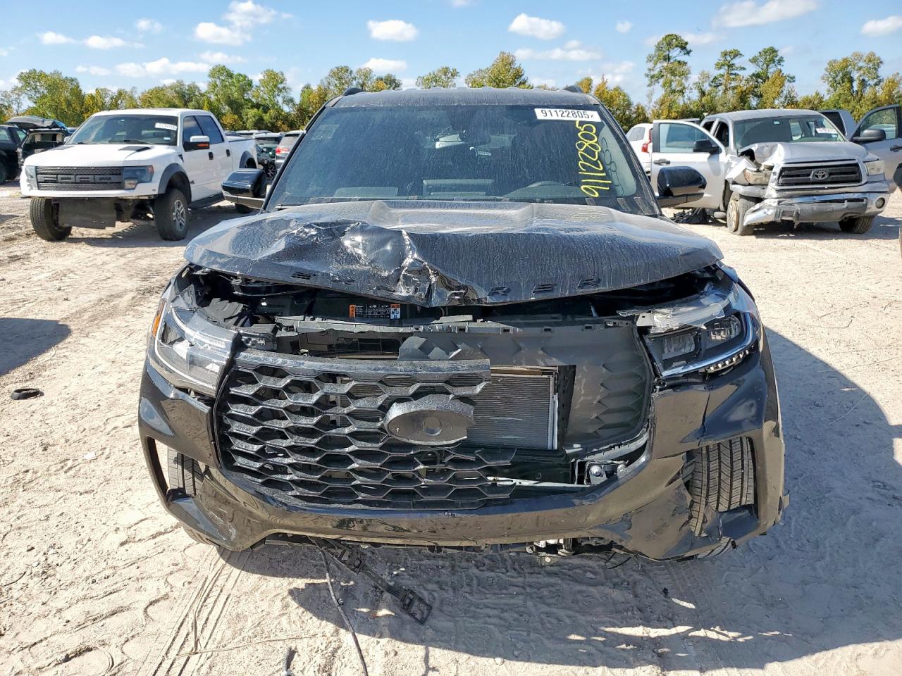 Ford Explorer St-line Image 8